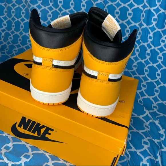 Nike Air Jordan 1 high Men’s size 7 Yellow toe retro og black taxi rare sneakers - Picture 6 of 8